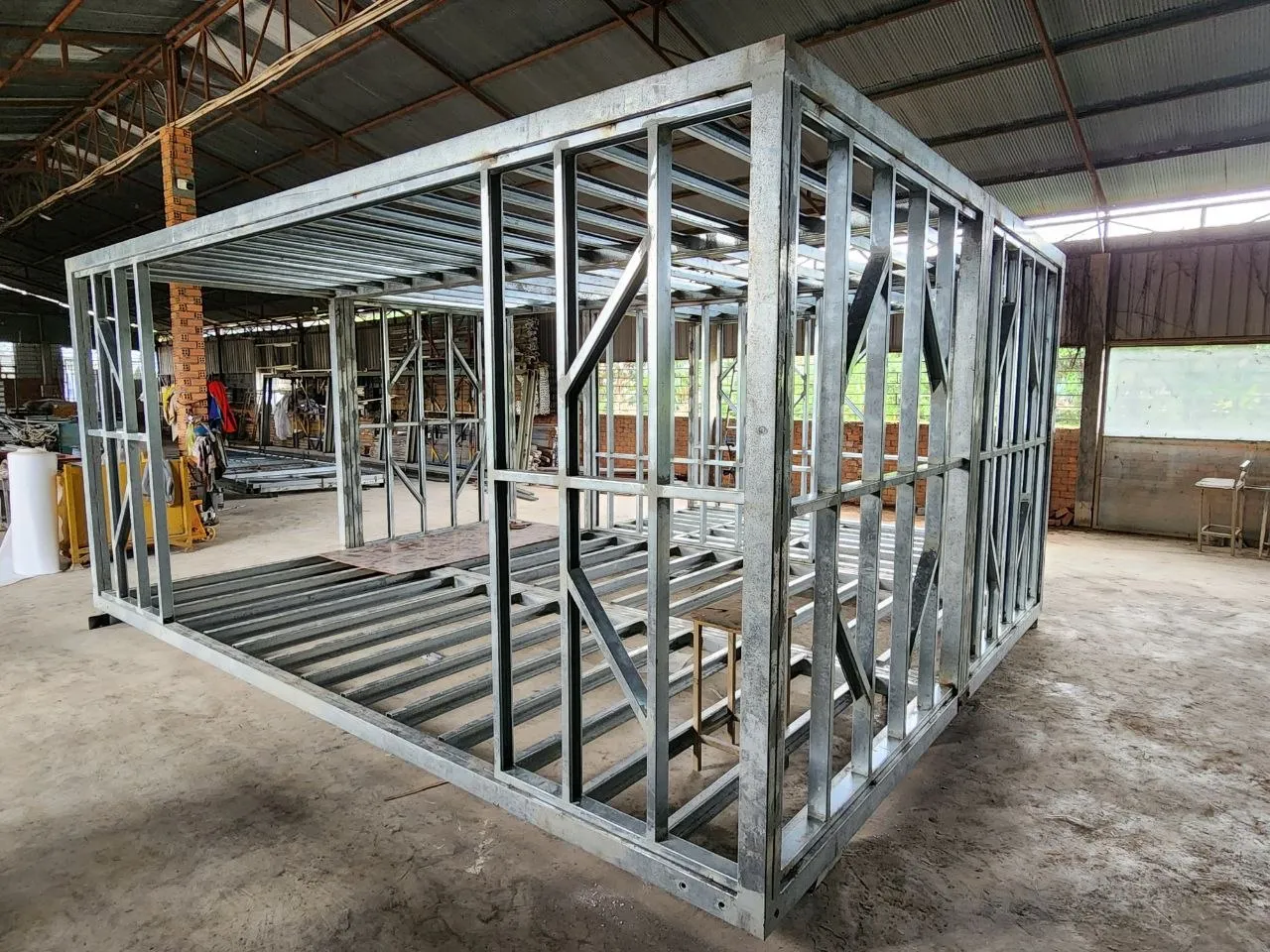 The Finke — steel frame construction